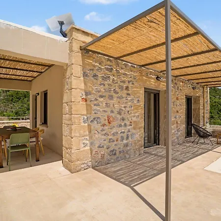 בית נופש Aliki Prosilio (Peloponnese)
