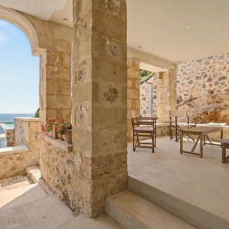 בית נופש Aliki Prosilio (Peloponnese)